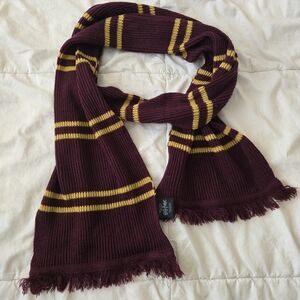 Harry Potter Knitted Gryffindor Scarf